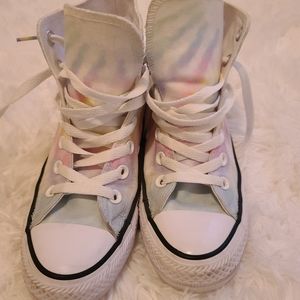 Pastel Converse
